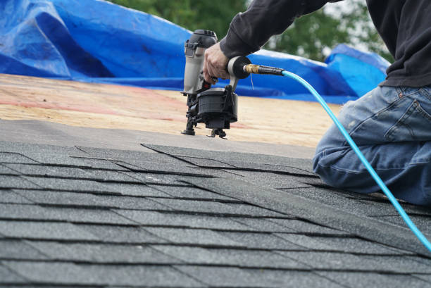 Best Emergency Roof Repair  in Splendora, TX
